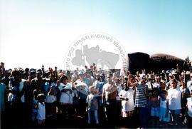 Visita a acampamento do MST [sem identificação] (Espírito Santo, [sem data]) [fotografia] / Fotógrafo(a) : Arquivo MST. -- Ref.: BR-SPMST_MST-SN-CIN_AMP_000006-000047-ACP.