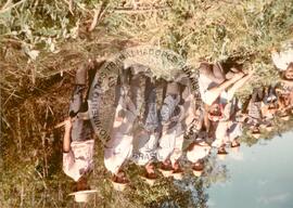 Trabalho comunitário (Saranduva-RS, [sem data]) [fotografia] / Fotógrafo(a) : Arquivo MST. -- Ref.: BR-SPMST_MST-SN-CIN_AMP_001985-015204-PDU.