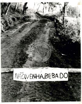 Acampamento do MST [sem identificação] (Inácio Martins-PR, [sem data]) [fotografia] / Fotógrafo(a) : Douglas Mansur. -- Ref.: BR-SPMST_MST-SN-CIN_AMP_000077-000658-ACP.