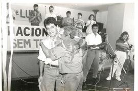 Encontro Nacional, 7o (Salvador-BA, dez. 1992) [fotografia] / Fotógrafo(a) : Douglas Mansur. -- Ref.: BR-SPMST_MST-SN-CIN_AMP_000994-007806-ENC.