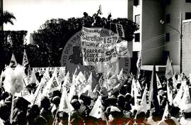 Manifestação pela Reforma Agrária (Santa Catarina, 1994) [fotografia] / Fotógrafo(a) : Olavo Ramos. -- Ref.: BR-SPMST_MST-SN-CIN_AMP_000485-002831-AMT.