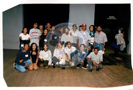 Encontro de Jovens do MST, na Ucicamp, 1o (Campinas-SP, 02 jul. 1999) [fotografia] / Fotógrafo(a) : Douglas Mansur. -- Ref.: BR-SPMST_MST-SN-CIN_AMP_000898-006425-ENJ.
