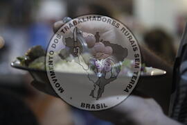 [Título n/d] : lote nº 002, pasta nº 001356, doc. nº 000184 [imagem] / Fotógrafo(a) : [autoria n/d].