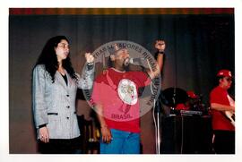 Lançamento do CD "Arte em Movimento" (Rio de Janeiro (Estado), 22 jul. 1998) [fotografia] / Fotógrafo(a) : Arquivo MST. -- Ref.: BR-SPMST_MST-SN-CIN_AMP_000804-005135-CUL.