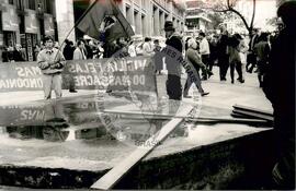 Vigília contra o Massacre de Columbiara (Rio Grande do Sul, ago. 1995) [fotografia] / Fotógrafo(a) : [sem autoria]. -- Ref.: BR-SPMST_MST-SN-CIN_AMP_000469-002726-AMT.