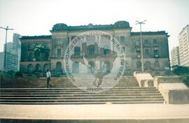 Visita à África - Maguilla (Africa, [sem data]) [fotografia] / Fotógrafo(a) : Arquivo MST. -- Ref.: BR-SPMST_MST-SN-CIN_AMP_001100-009051-RIT.