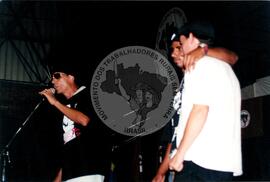 Encontro de Jovens do MST, na Ucicamp, 3o (Campinas-SP, 14 fev. 2001) [fotografia] / Fotógrafo(a) : Michelle Cafaldo. -- Ref.: BR-SPMST_MST-SN-CIN_AMP_000909-007066-ENJ.