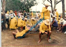 Chegada da Marcha Naciona à Brasília (Brasília-DF, 17 abr. 1997) [fotografia] / Fotógrafo(a) : Douglas Mansur. -- Ref.: BR-SPMST_MST-SN-CIN_AMP_001398-011085-MAC.