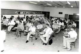 Reunião da Coordenação Nacional, 10o (São Paulo (Estado), out. 1985) [fotografia] / Fotógrafo(a) : Douglas Mansur. -- Ref.: BR-SPMST_MST-SN-CIN_AMP_000937-007400-ENC.