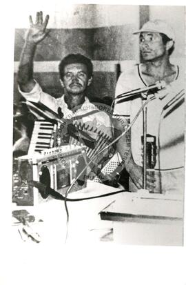 Romarias da Terra (Rio Grande do Sul, 1982 a 1989) [fotografia] / Fotógrafo(a) : Arquivo MST ; Juan Carlos Gomes ; Itamar Garcez ; Douglas Mansur ; Lourdes M. Grzybowski]. -- Ref.: BR-SPMST_MST-SN-CIN_AMP_001968-015053-SPR.