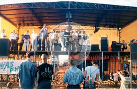 Acampamento do MST [sem identificação] (Promissão-SP, [sem data]) [fotografia] / Fotógrafo(a) : Douglas Mansur. -- Ref.: BR-SPMST_MST-SN-CIN_AMP_000056-000545-ACP.