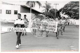 Olímpiadas da Reforma Agrária (São Paulo (Estado), 1994) [fotografia] / Fotógrafo(a) : Douglas Mansur. -- Ref.: BR-SPMST_MST-SN-CIN_AMP_000810-005316-CUL.
