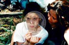 Acampamento " Nova Canudos- Fazenda Engenheiro D'Agua" do MST (Porto Feliz-SP, fev. 1999) [fotografia] / Fotógrafo(a) : Douglas Mansur. -- Ref.: BR-SPMST_MST-SN-CIN_AMP_000046-000270-ACP.