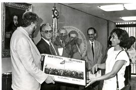 Audiência com o Presidente Itamar Franco (Distrito Federal (Brasil), 02 fev. 1993) [fotografia] / Fotógrafo(a) : Cassiana Caparelli. -- Ref.: BR-SPMST_MST-SN-CIN_AMP_000630-003571-ARV.