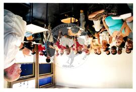 Semana Nacional de Cultura Brasileira e Reforma Agrária (Rio de Janeiro-RJ, 18 mar. 2002) [fotografia] / Fotógrafo(a) : João Laet. -- Ref.: BR-SPMST_MST-SN-CIN_AMP_001811-013129-NDT.