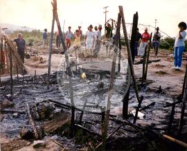 Acampamento Pousos" do MST (Pernambuco, out. 1991) [fotografia] / Fotógrafo(a) : Reginaldo Pacheco. -- Ref.: BR-SPMST_MST-SN-CIN_AMP_000065-000582-ACP.