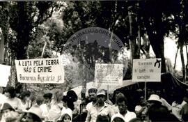 Ato público (Campo Bonito-PR, 16 mar. 1993) [fotografia] / Fotógrafo(a) : Arquivo MST. -- Ref.: BR-SPMST_MST-SN-CIN_AMP_000430-002521-AMT.