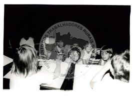 Escola em assentamento (Santa Catarina, 1997) [fotografia] / Fotógrafo(a) : Arquivo MST. -- Ref.: BR-SPMST_MST-SN-CIN_AMP_000887-006217-EDU.