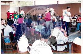 Plenária no Encontro Nacional de Militantes da Comunicação (Ribeirão Preto-SP, 02 dez. 2002) [fotografia] / Fotógrafo(a) : Leticia Barqueta. -- Ref.: BR-SPMST_MST-SN-CIN_AMP_000953-007573-ENC.