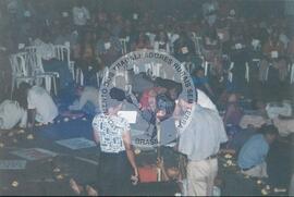 Encontro Estadual do MST, 10o (Belo Horizonte-MG, jan. 2002) [fotografia] / Fotógrafo(a) : Gildo Alves ; Pascoal August. -- Ref.: BR-SPMST_MST-SN-CIN_AMP_000932-007234-ENC.