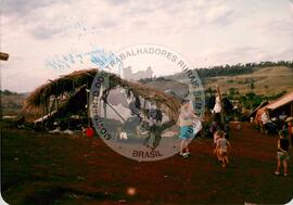 Acampamento do MST [sem identificação] (Medianeira-PR, [sem data]) [fotografia] / Fotógrafo(a) : Mario Micani. -- Ref.: BR-SPMST_MST-SN-CIN_AMP_000078-000663-ACP.