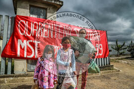 [Título n/d] : lote nº 002, pasta nº 001350, doc. nº 000043 [imagem] / Fotógrafo(a) : [autoria n/d].