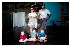 Encontro de Jovens do MST, na Ucicamp, 3o (Campinas-SP, 14 fev. 2001) [fotografia] / Fotógrafo(a) : Douglas Mansur. -- Ref.: BR-SPMST_MST-SN-CIN_AMP_000906-006889-ENJ.
