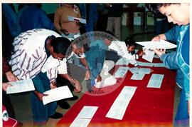 Encontro Nacional de Secretarias, 2o (Cajamar-SP, 09 jul. 2001) [fotografia] / Fotógrafo(a) : Leticia Barqueta. -- Ref.: BR-SPMST_MST-SN-CIN_AMP_000951-007522-ENC.