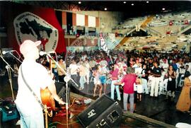 Encontro de Jovens do MST, na Ucicamp, 3o (Campinas-SP, 14 fev. 2001) [fotografia] / Fotógrafo(a) : Douglas Mansur ; João Zinclar. -- Ref.: BR-SPMST_MST-SN-CIN_AMP_000902-006666-ENJ.