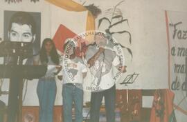 Inauguração da Rádio Comunitária (Itapeva-SP, 28 nov. 2008) [fotografia] / Fotógrafo(a) : Cláudio Foschieira. -- Ref.: BR-SPMST_MST-SN-CIN_AMP_000697-004122-ARV.