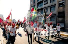 Manifestação (São Paulo-SP, [sem data]) [fotografia] / Fotógrafo(a) : Arquivo MST. -- Ref.: BR-SPMST_MST-SN-CIN_AMP_000410-002364-AMT.