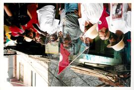 Semana Nacional de Cultura Brasileira e Reforma Agrária (Rio de Janeiro-RJ, 18 mar. 2002) [fotografia] / Fotógrafo(a) : Luciney Martins. -- Ref.: BR-SPMST_MST-SN-CIN_AMP_001823-013687-NDT.