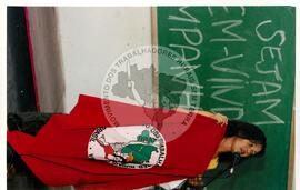 Semana Nacional de Cultura Brasileira e Reforma Agrária (Rio de Janeiro-RJ, 18 mar. 2002) [fotografia] / Fotógrafo(a) : Luciney Martins. -- Ref.: BR-SPMST_MST-SN-CIN_AMP_001823-013748-NDT.