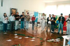 Curso de Relações Internacionais no Centro de Formação Roseli Nunes (São Paulo (Estado), set. 2001) [fotografia] / Fotógrafo(a) : Arquivo MST. -- Ref.: BR-SPMST_MST-SN-CIN_AMP_000856-005679-CUR.