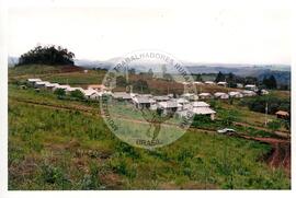 Assentamento "30 de outubro" do MST (Santa Catarina, [sem data]) [fotografia] / Fotógrafo(a) : Douglas Mansur. -- Ref.: BR-SPMST_MST-SN-CIN_AMP_000199-001463-ASS.