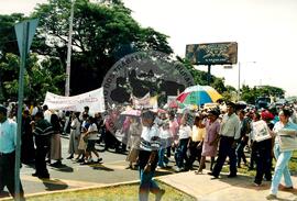 Márcia e Rosana em Encontro de Sistematização de Epxeriências (Nicarágua, 22 jun. 2002) [fotografia] / Fotógrafo(a) : Arquivo MST. -- Ref.: BR-SPMST_MST-SN-CIN_AMP_001053-008518-RIT.