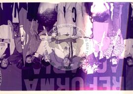 Encontro Estadual do MST, 8o (Salvador-BA, 24 jan. 1996) [fotografia] / Fotógrafo(a) : Arquivo MST. -- Ref.: BR-SPMST_MST-SN-CIN_AMP_001939-014540-ACS.