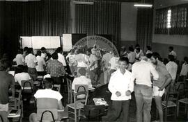 Encontro Nacional dos Assentados, 2o (Cascavel-PR, 07 abr. 1986) [fotografia] / Fotógrafo(a) : Norbert Eduard Hesselen. -- Ref.: BR-SPMST_MST-SN-CIN_AMP_000971-007721-ENC.