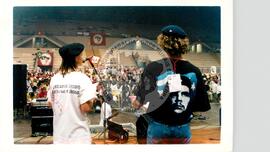 Encontro de Jovens do MST, na Ucicamp, 2o (Campinas-SP, 18 fev. 2000) [fotografia] / Fotógrafo(a) : Milene Medeiros. -- Ref.: BR-SPMST_MST-SN-CIN_AMP_000900-006551-ENJ.