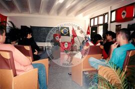 Encontro dos Estudantes, 2o (Cuba, 24 nov. 2002) [fotografia] / Fotógrafo(a) : Arquivo MST. -- Ref.: BR-SPMST_MST-SN-CIN_AMP_001047-008483-RIT.