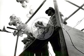 de Maio, 1o (El Salvador, 01 mai. 1988) [fotografia] / Fotógrafo(a) : Mara. -- Ref.: BR-SPMST_MST-SN-CIN_AMP_001069-008654-RIT.