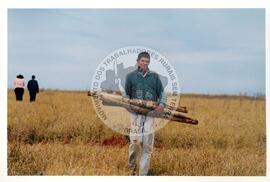Acampamento "Guarantã" (São Paulo (Estado), jul. 1998) [fotografia] / Fotógrafo(a) : Douglas Mansur. -- Ref.: BR-SPMST_MST-SN-CIN_AMP_000045-000224-ACP.