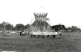 Jejum por Terra e Justiça (Distrito Federal (Brasil), 07 jul. 1986) [fotografia] / Fotógrafo(a) : Eduardo Tavares. -- Ref.: BR-SPMST_MST-SN-CIN_AMP_000566-003178-AMT.