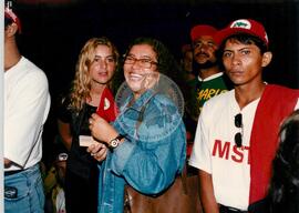 Chegada da Marcha Naciona à Brasília (Brasília-DF, 17 abr. 1997) [fotografia] / Fotógrafo(a) : Douglas Mansur. -- Ref.: BR-SPMST_MST-SN-CIN_AMP_001398-011095-MAC.