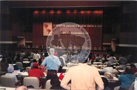 Encontro dos Estudantes, 2o (Cuba, 24 nov. 2002) [fotografia] / Fotógrafo(a) : Arquivo MST. -- Ref.: BR-SPMST_MST-SN-CIN_AMP_001047-008480-RIT.