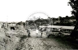 Assentamento do MST [sem identicação] (Dionísio Cerqueira-SC, set. 1995) [fotografia] / Fotógrafo(a) : Débora Lerrer. -- Ref.: BR-SPMST_MST-SN-CIN_AMP_000195-001410-ASS.