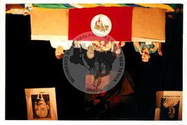 Semana Nacional de Cultura Brasileira e Reforma Agrária (Rio de Janeiro-RJ, 18 mar. 2002) [fotografia] / Fotógrafo(a) : Luciney Martins. -- Ref.: BR-SPMST_MST-SN-CIN_AMP_001819-013562-NDT.