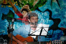 Encontro Estadual do MST, 10o (Belo Horizonte-MG, jan. 2002) [fotografia] / Fotógrafo(a) : Pascoal August. -- Ref.: BR-SPMST_MST-SN-CIN_AMP_000933-007278-ENC.