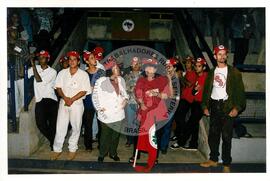 Encontro de Jovens do MST, na Ucicamp, 1o (Campinas-SP, 02 jul. 1999) [fotografia] / Fotógrafo(a) : Douglas Mansur. -- Ref.: BR-SPMST_MST-SN-CIN_AMP_000897-006344-ENJ.
