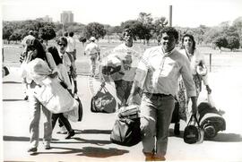 Congresso Nacional do MST, 3o (Distrito Federal (Brasil), 25 jul. 1995) [fotografia] / Fotógrafo(a) : Douglas Mansur. -- Ref.: BR-SPMST_MST-SN-CIN_AMP_000707-004331-CGR.